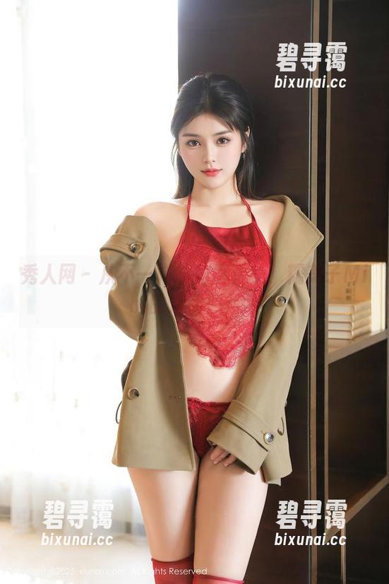 秀人网 - 从不一样的角度看美：糯美子Mini的运动照片集