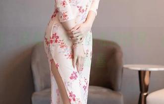 秀人网 – 草莓zz女神的私房世界，小图包，大惊喜