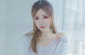 作品集：翎柒菜菜在万圣节的幻想与现实交错
