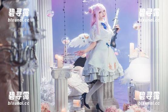 艾西Aiwest的初音小恶魔私房合集：甜蜜又带点儿锋利