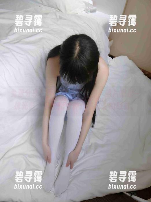 免费分享！西尔酱珠圆玉润，照片里那一抹光影，竟让我有种想靠过去的感觉。