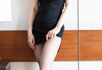 语画界 – 绯月樱cherry礼服全套原图，镜头前的她简直是另一个世界的女神！