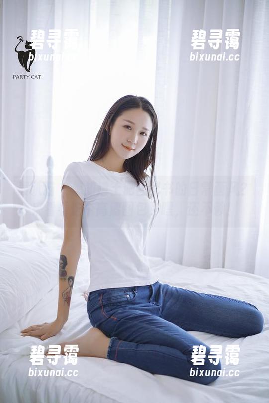 轰趴猫-土肥圆 轰趴猫 - 想知道土肥圆秘书的日常画风?来看看这个高清图包,嘿,还不赖!