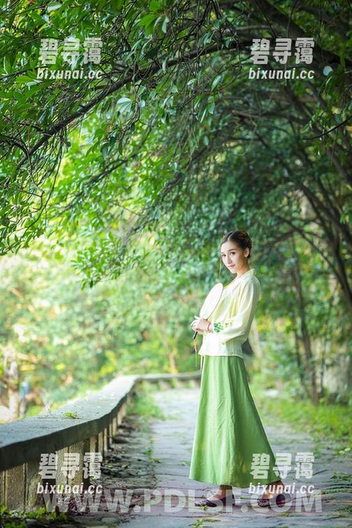 轰趴猫 - 安琪拉的新婚指南：高清婚纱照教你如何过上一种只属于我的幸福？