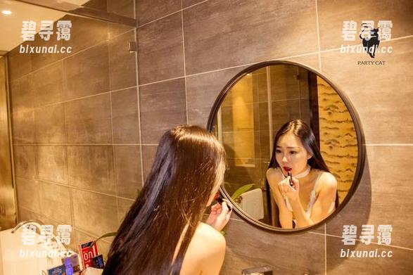 轰趴猫 - 黑白之美：艾小青图集，谁说黑白不能撩？