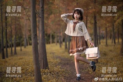 在无圣光的隐秘角落，发现迷失人形QUQ和鲟（比叡）的图包