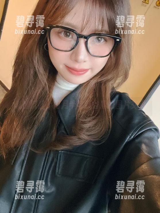 私房沉醉，闪月半与涉谷凛的图片交错