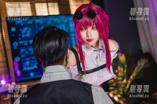 阿九从不咕咕(九言)的拍摄秘籍：教室JK少女私拍资源，怎能错过？