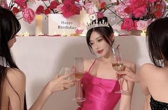 微密圈 – 陈妮妮UNI万圣节美图，让你感受不一样的欢乐与搞怪的图集！