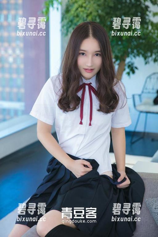 青豆客 - 原图写真中的潇同学：粉色到底有多撩人？