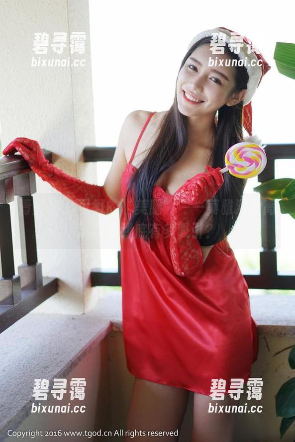 青豆客 - 可疑的‘美腿’——莫雅淇的高清写真到底有多吸引？