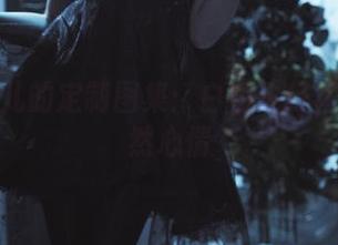面饼仙儿的定制图集：白色牛仔裙下的悠然心情