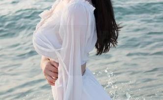 魅妍社 – 九儿的写真：把女王的优雅与调皮融合得恰到好处。
