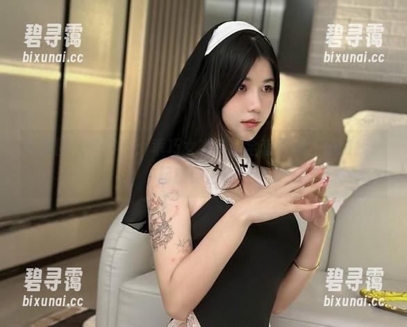 鱼神鱼 微密圈 - 鱼神鱼:乖巧女友系列全套写真,跟随我一起感受温暖吧